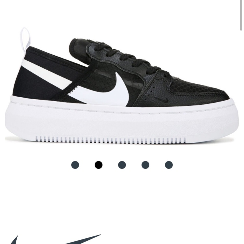 Nike women’s court platform shoe